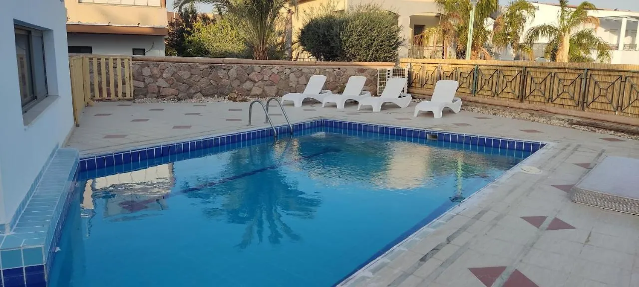 אילת Yalarent Afarsemon Apartments With Pool - For Families & Couples