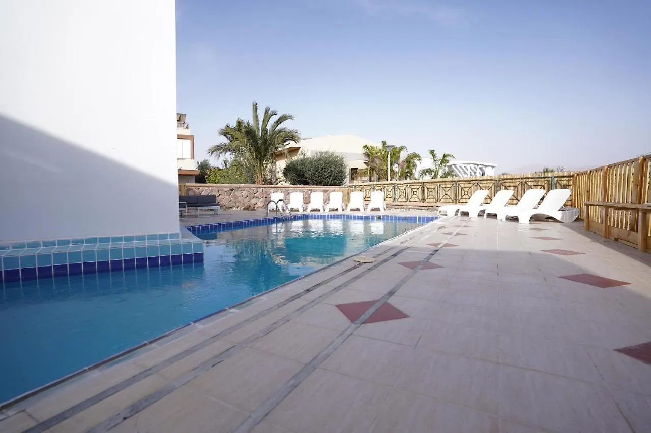 Yalarent Afarsemon Apartments With Pool - For Families & Couples Eilat