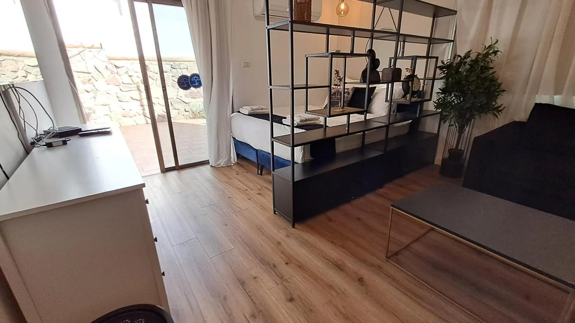 אילת Yalarent Afarsemon Apartments With Pool - For Families & Couples מלון דירות