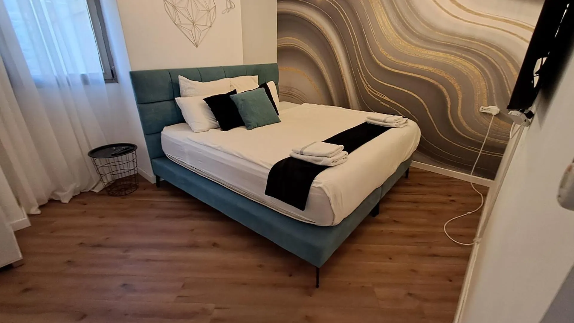 Yalarent Afarsemon Apartments With Pool - For Families & Couples Eilat Israel