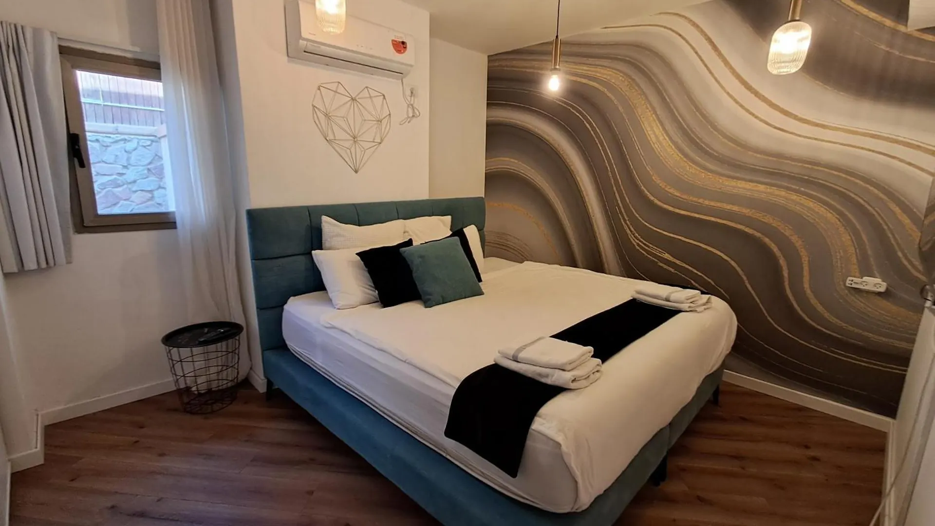 Yalarent Afarsemon Apartments With Pool - For Families & Couples Eilat